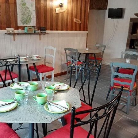 Les P'Tites Pistes Acomodação com café da manhã Chaux-des-Pres Exterior foto